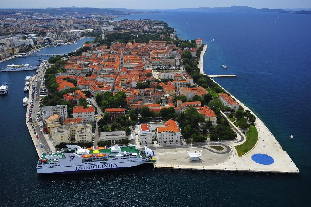 Mila Apartments In Old Town Centre Zadar Exterior foto